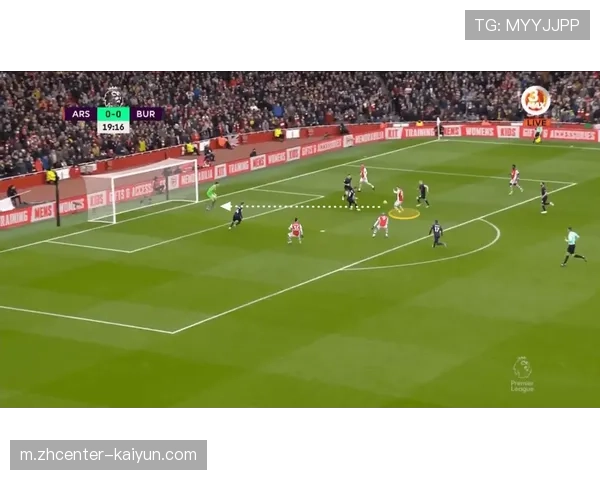 安永佳展现支点作用 两次摆渡为海港创造射门机会